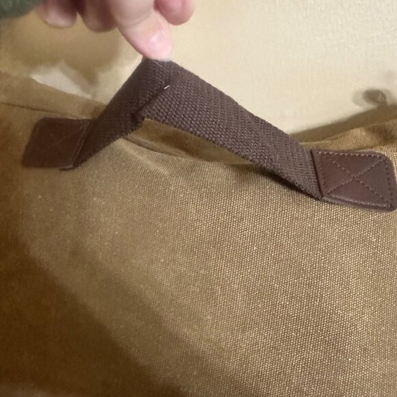 Old School Styled Traditional Waxed Canvas Messenger Bag Adjustable Strap NWT - Picture 9 of 13